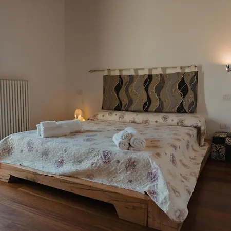 Giaria House Apartamento