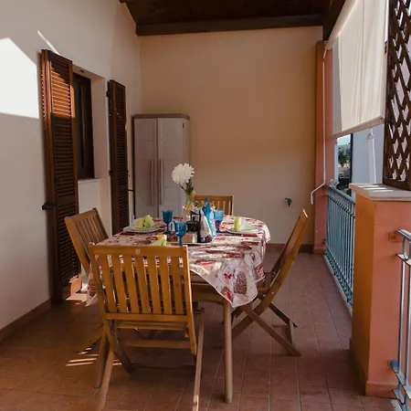 Giaria House Όλμπια