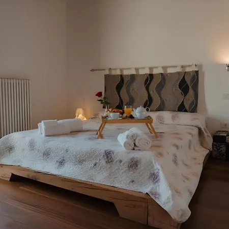 Apartment Giaria House *